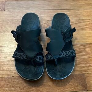Sz 40 (9.5) DANSKO sandals